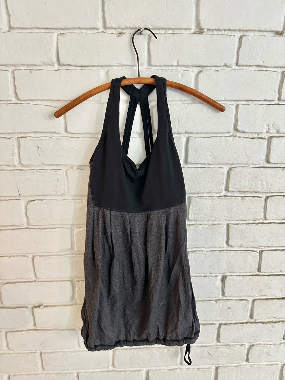 Lululemon Black and Charcoal Grey Tank Top Size 6